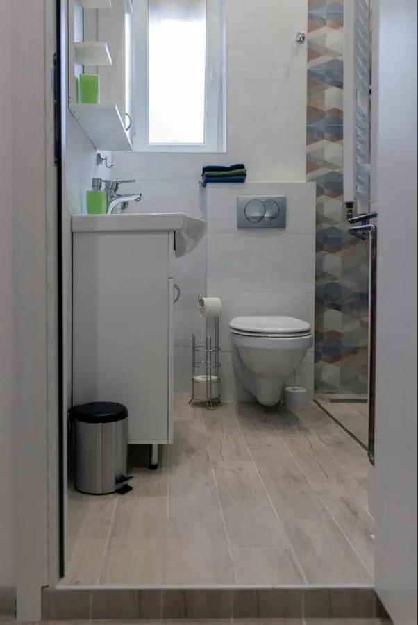 New Studio In The City Center Novi Sad Esterno foto
